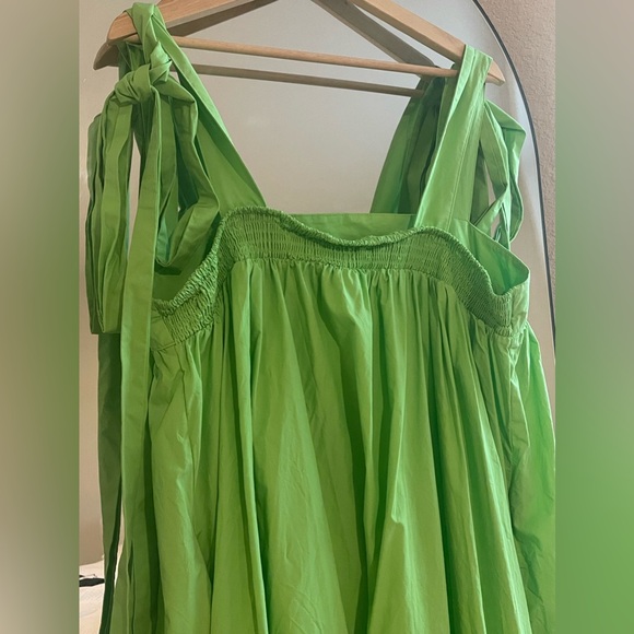 Lime green dress - Picture 5 of 6